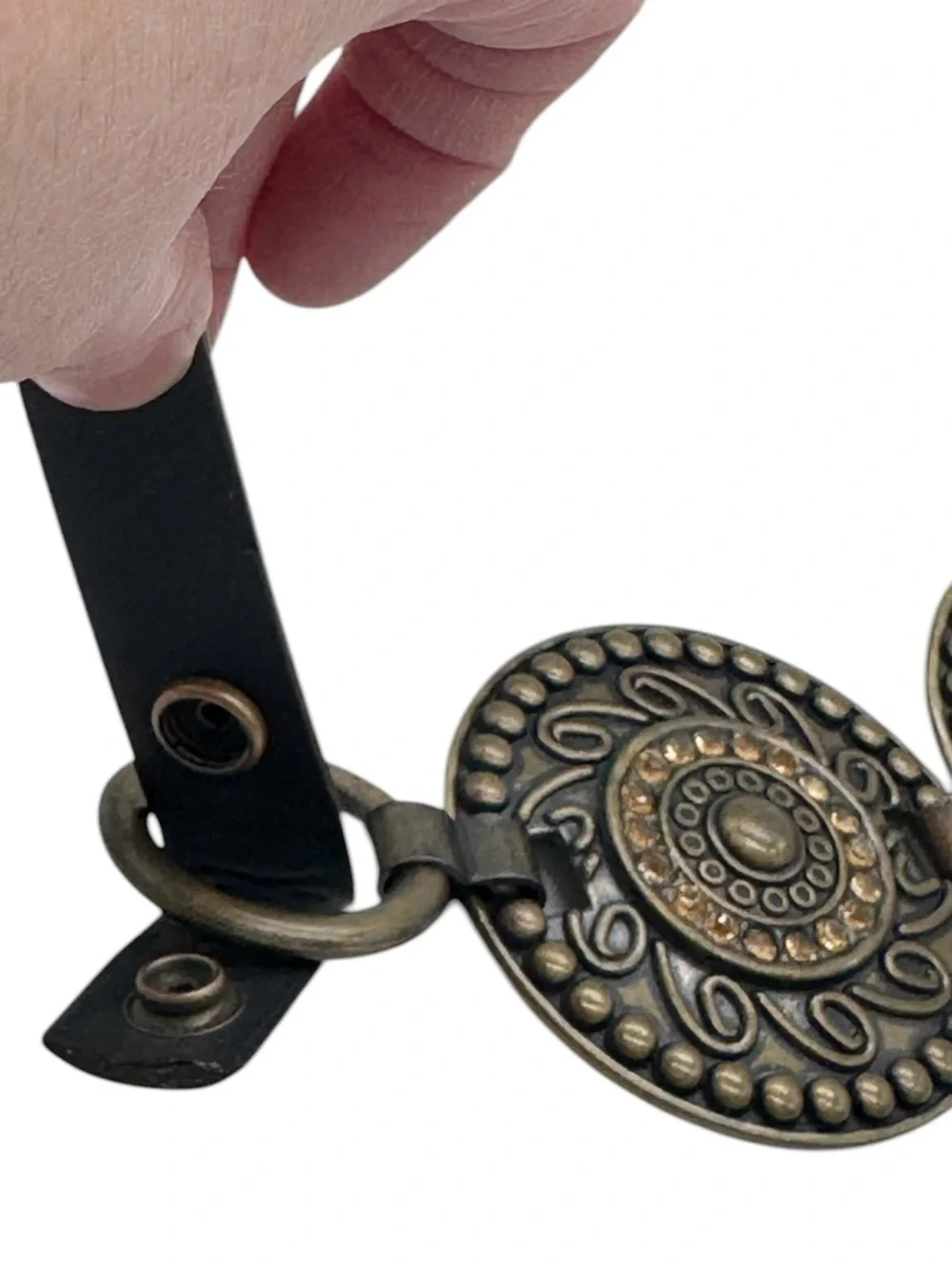 Chico’s Western Leather Belt Brown Bronze Concho Medallion Statement Sz SM